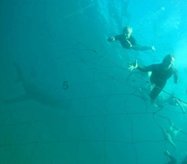 小米骁龙8gen4内测进度不错，预计9月量产